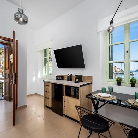 아파트 Agkyra 시미