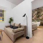 Agkyra شقة